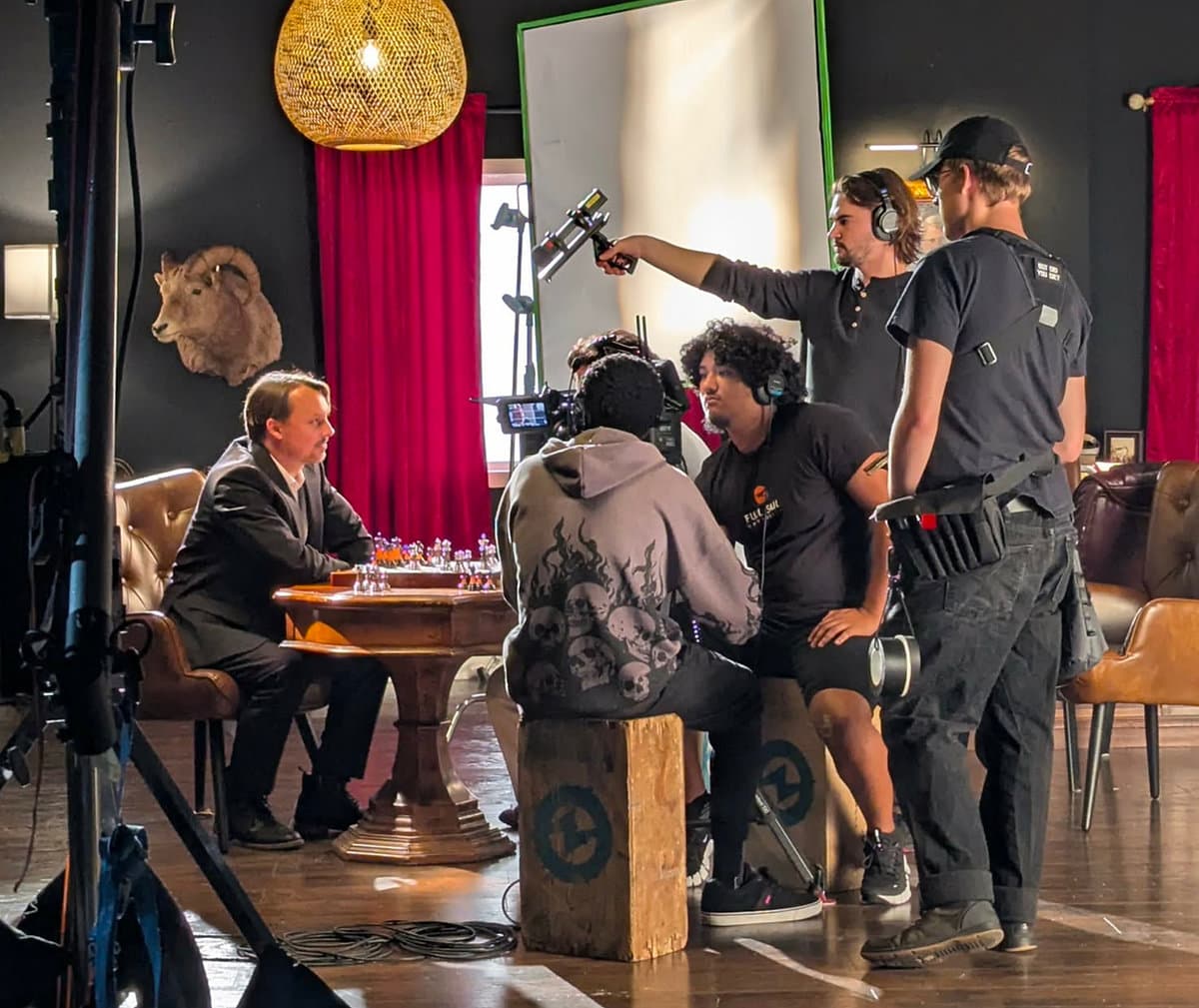 How movies go from script to screen article by Angie Allison - film pre-production, production and post